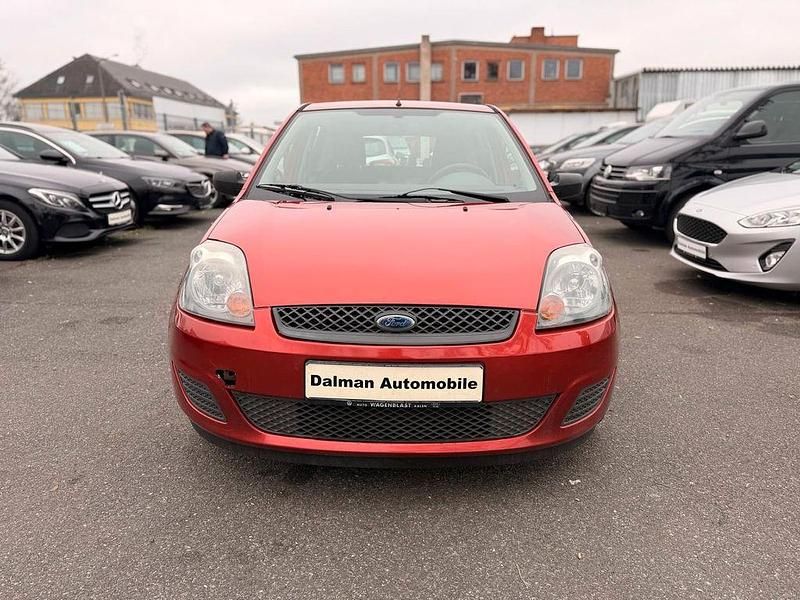 Gebraucht Ford Fiesta Trend 80 PS (58 kW) 2006 Rot Kleinwagen