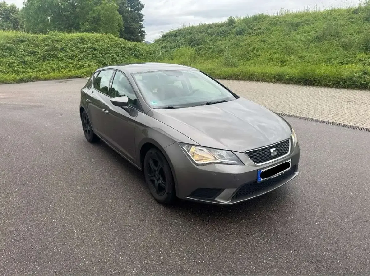 Gebraucht Seat Leon Reference 110 PS (80 kW) 2014 Grau Limousine