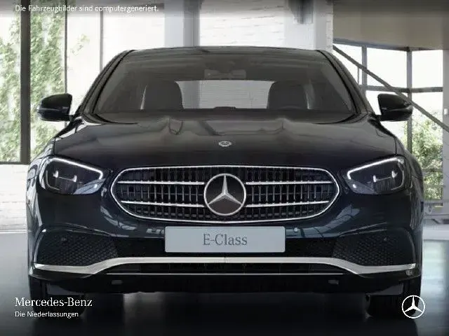 Gebraucht Mercedes E220 194 PS (142 kW) 2022