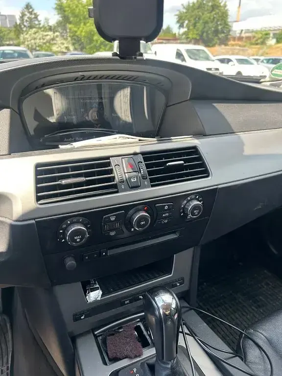 Gebraucht BMW 523 Performance 177 PS (130 kW) 2005 Silber Limousine