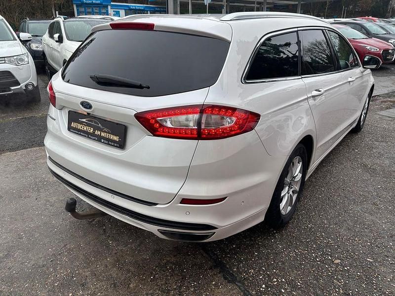 Gebraucht Ford Mondeo Titanium 203 PS (149 kW) 2016 Weiß Limousine