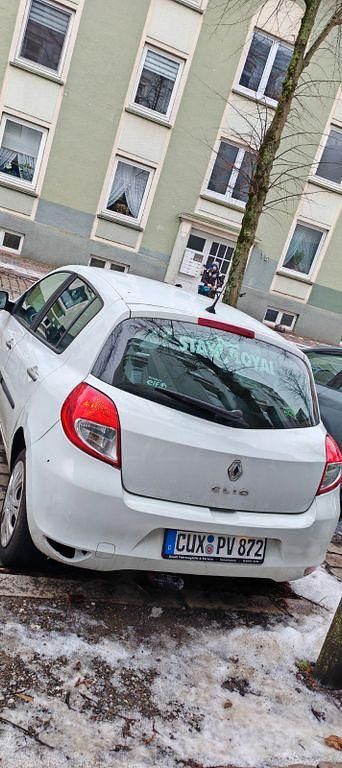 Gebraucht Renault Clio II Expression 75 PS (55 kW) 2010 Weiß Limousine