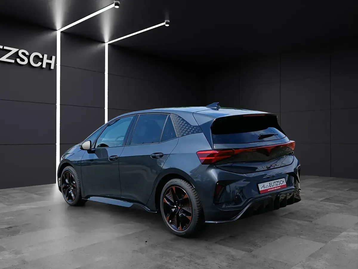 Neu Cupra Born 139 kW (190 PS) 2026 Timanfaya grau metallic Kleinwagen