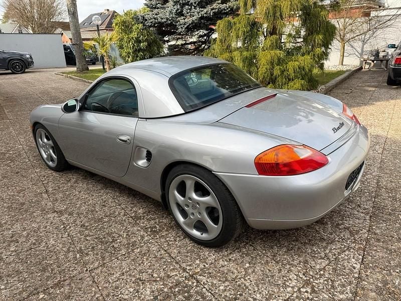 Gebraucht Porsche 986 Boxster 204 PS (150 kW) 1997 Silber Cabrio