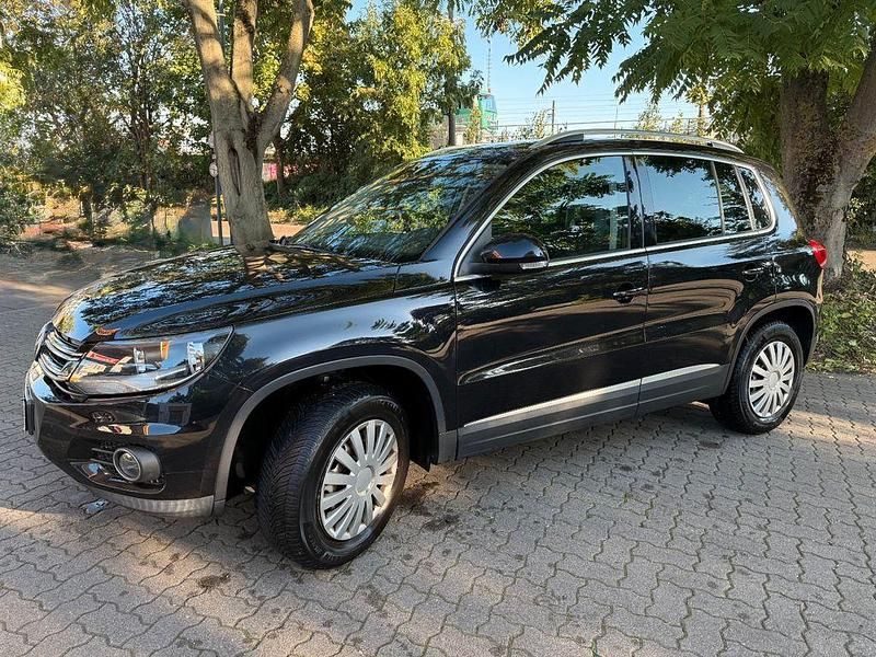Schwarz Gebraucht 2013 VW Tiguan Life SUV | 9.200 € (Superpreis) - Bild 1/4