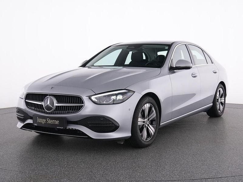 Gebraucht Mercedes C180 Avantgarde 170 PS (125 kW) 2024 Silber Limousine