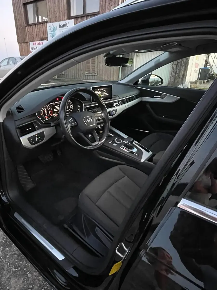 Gebraucht Audi A4 Comfort 252 PS (185 kW) 2016 Schwarz Kombi