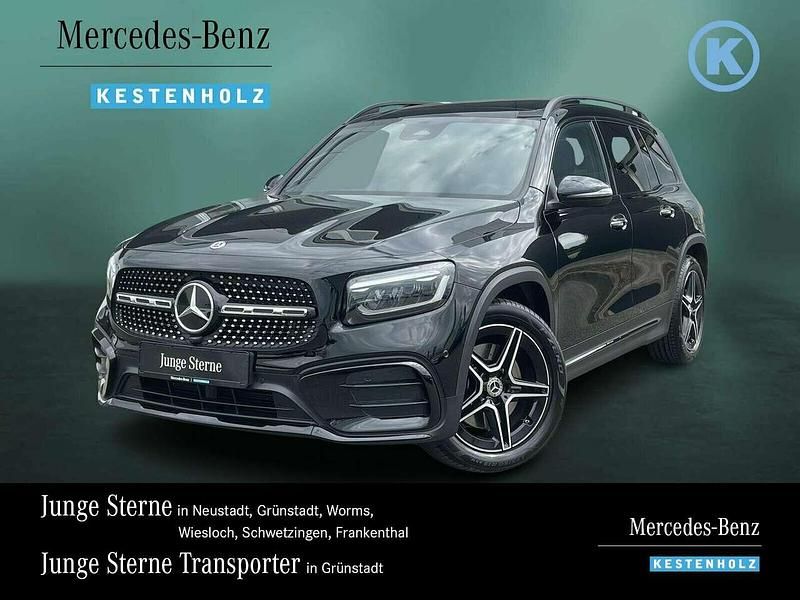 Nachtschwarz Gebraucht 2024 Mercedes GLB220 AMG SUV | 49.790 € - Bild 1/4