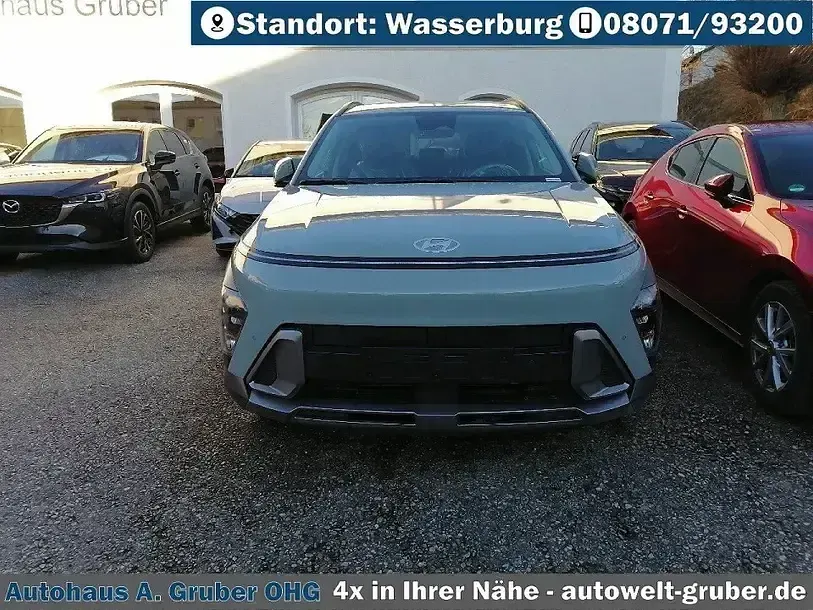Gebraucht Hyundai Kona Trend 129 PS (94 kW) 2025 Mirage green SUV