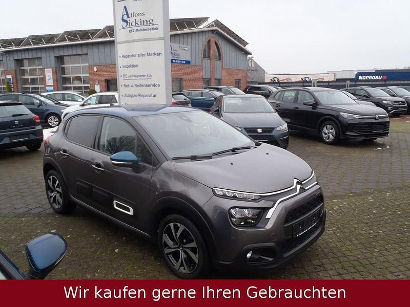 Grau Gebraucht 2021 Citroën C3 Shine Kleinwagen | 13.999 € (Fairer Preis) - Bild 1/4