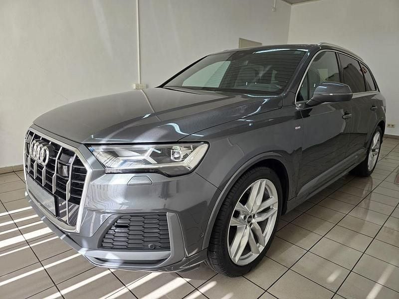 Grau Gebraucht 2022 Audi Q7 S-Line SUV | 52.990 € (Superpreis) - Bild 1/4