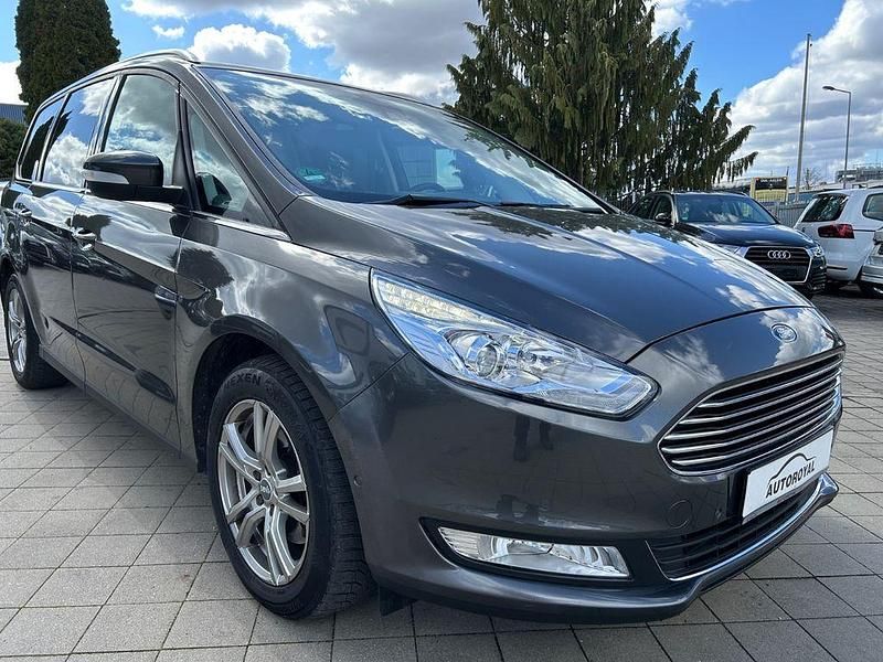 Gebraucht Ford Galaxy Titanium 160 PS (117 kW) 2016 Grau Van / Kleinbus