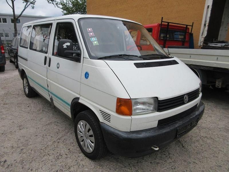 Gebraucht VW Caravelle 88 PS (64 kW) 2000 Weiß Van / Kleinbus