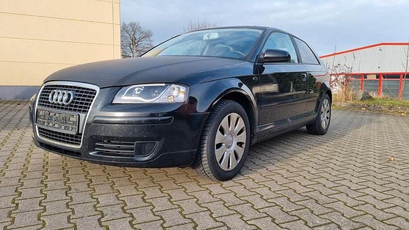 Schwarz Gebraucht 2007 Audi A3 Attraction Limousine | 1.399 € (Superpreis) - Bild 1/4