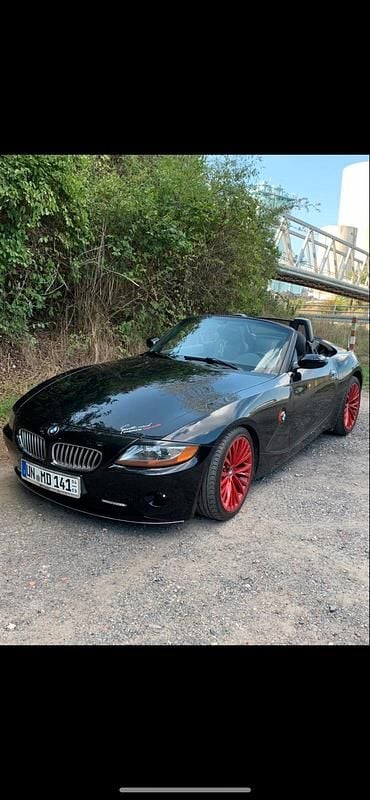 Schwarz Gebraucht 2004 BMW Z4 M Sport Cabrio | 11.500 € (Guter Preis) - Bild 1/4