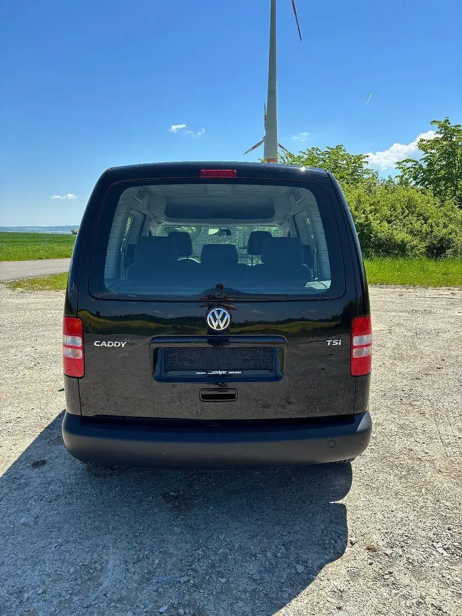 Gebraucht VW Caddy Trendline 105 PS (77 kW) 2014 Schwarz Van / Kleinbus