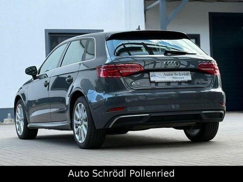 Gebraucht Audi A3 Sportback e-tron Design 2017 Grau Kleinwagen