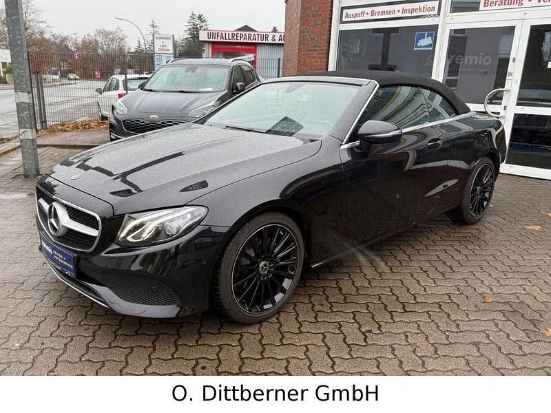 Gebraucht Mercedes E200 184 PS (135 kW) 2018 Schwarz Cabrio