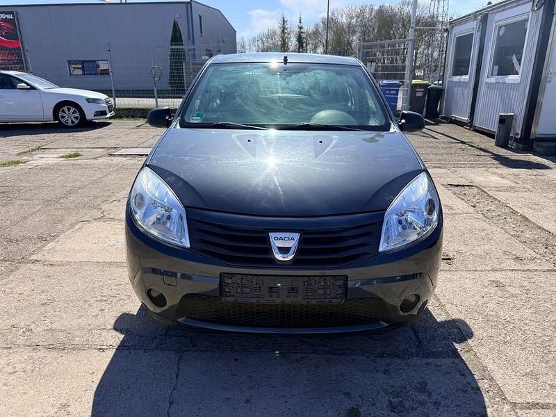 Gebraucht Dacia Sandero Ambiance 75 PS (55 kW) 2009 Grau Limousine
