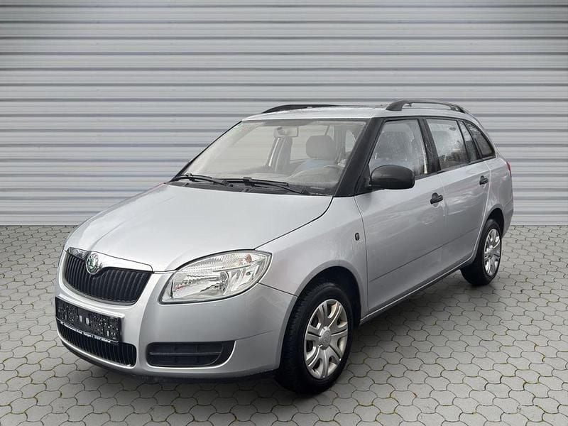 Gebraucht Skoda Fabia 60 PS (44 kW) 2009 Silber Kombi
