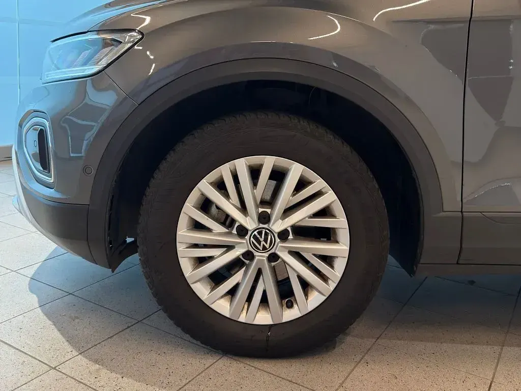 Gebraucht VW T-Roc Life 110 PS (80 kW) 2023 Grau SUV