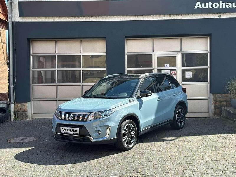 Ice graysh blue Gebraucht 2019 Suzuki Vitara Comfort+ SUV | 15.250 € (Guter Preis) - Bild 1/4