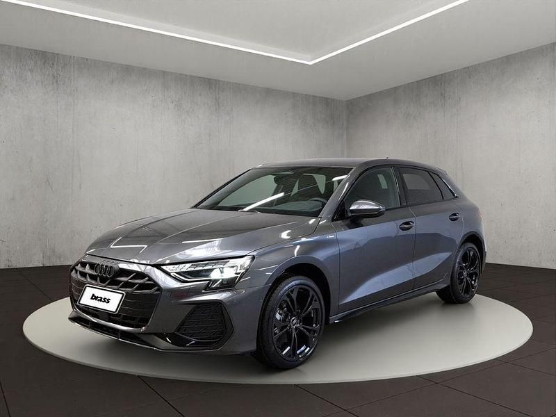 Neu Audi A3 S-Line 150 PS (110 kW) 2025 Schwarz Limousine