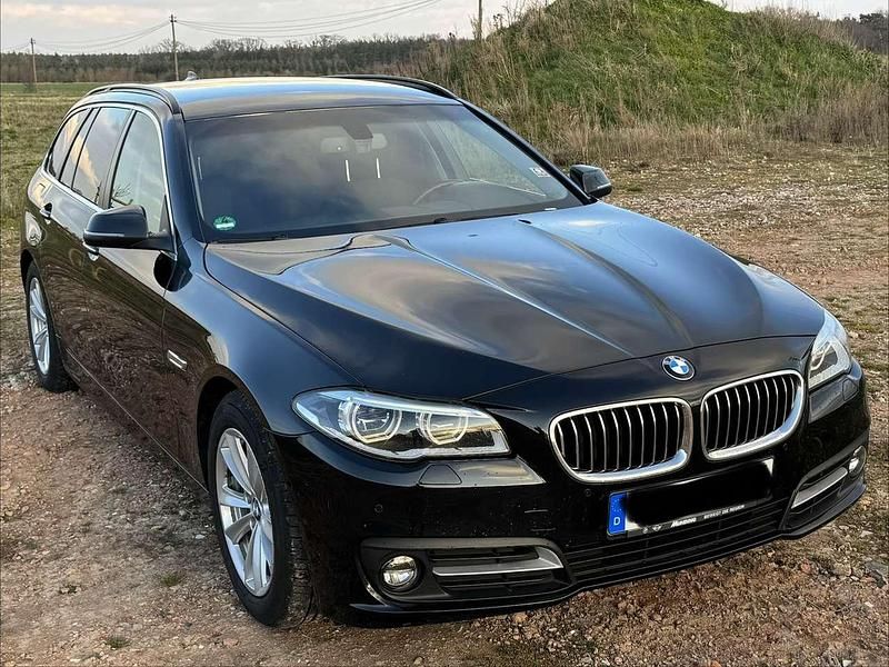 Gebraucht BMW 520 190 PS (139 kW) 2016 Schwarz Kombi