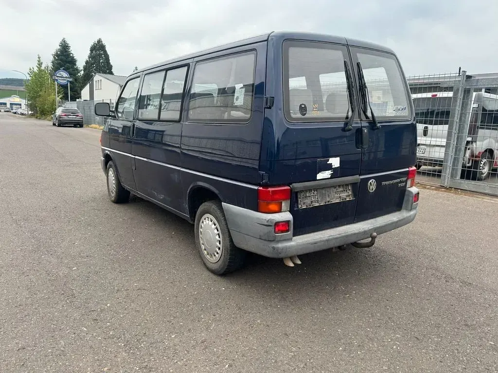 Gebraucht VW Transporter 102 PS (75 kW) 1998 Blau Van
