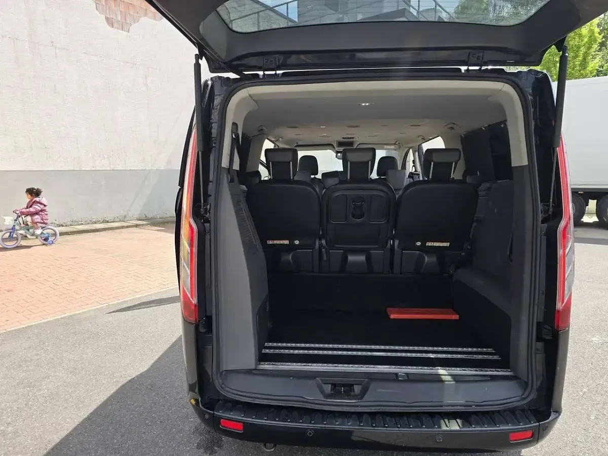 Usata Ford Tourneo Custom 170 CV (125 kW) 2018 Furgone