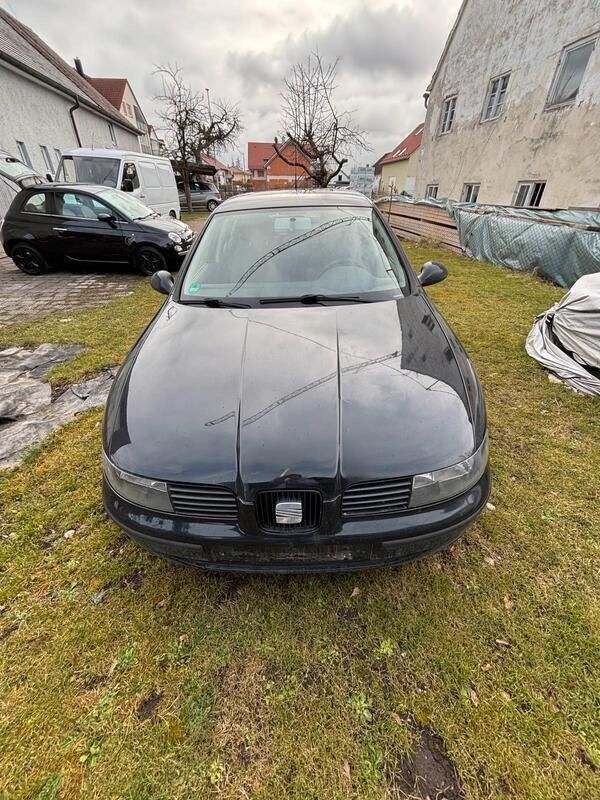 Schwarz Gebraucht 2006 Seat Leon Kleinwagen | 1.500 € (Superpreis) - Bild 1/4