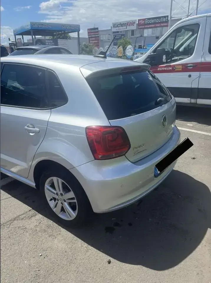 Gebraucht VW Polo Life 90 PS (66 kW) 2013 Grau Kleinwagen