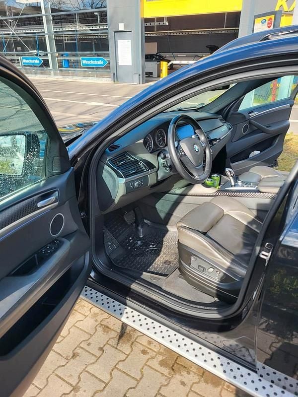 Gebraucht BMW X6 270 PS (198 kW) 2011 Schwarz SUV