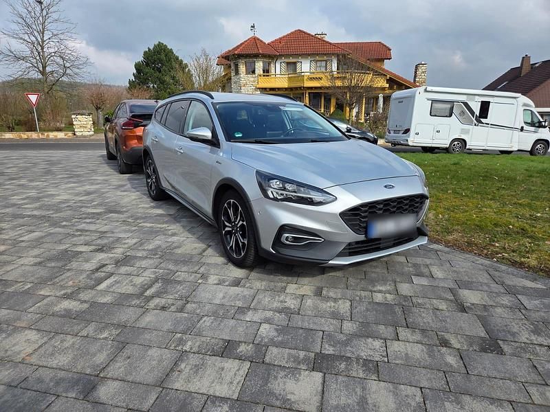 Gebraucht Ford Focus Active 150 PS (110 kW) 2019 Silber Kombi
