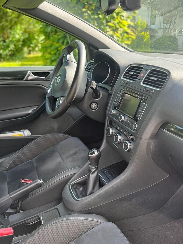 Gebraucht VW Golf Cabriolet 122 PS (89 kW) 2013 Schwarz Cabrio