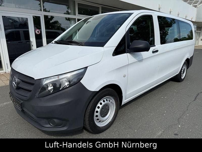 Arktikweiss Gebraucht 2019 Mercedes Vito Van / Kleinbus | 19.320 € (Teuer) - Bild 1/4