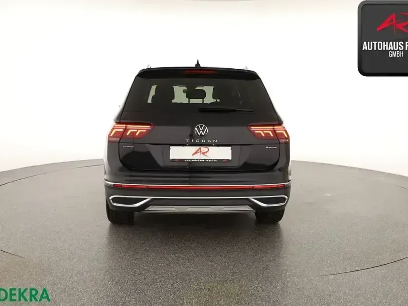 Usado VW Tiguan Allspace Elegance 245 HP (180 kW) 2024 Preto SUV