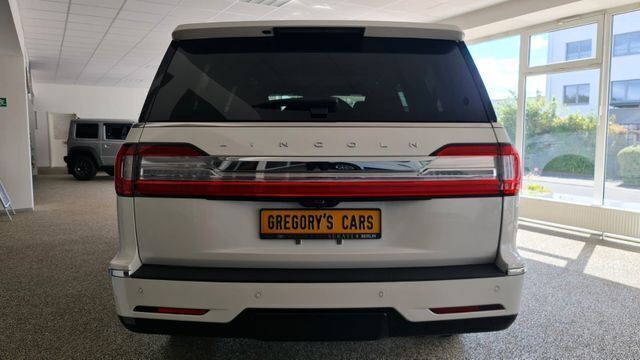 Gebraucht Lincoln Navigator 450 PS (330 kW) 2022 Pristine white SUV
