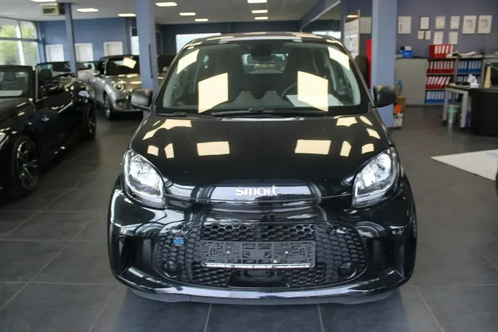 Gebraucht Smart ForFour Electric Drive 60 kW (82 PS) 2022 Schwarz Limousine