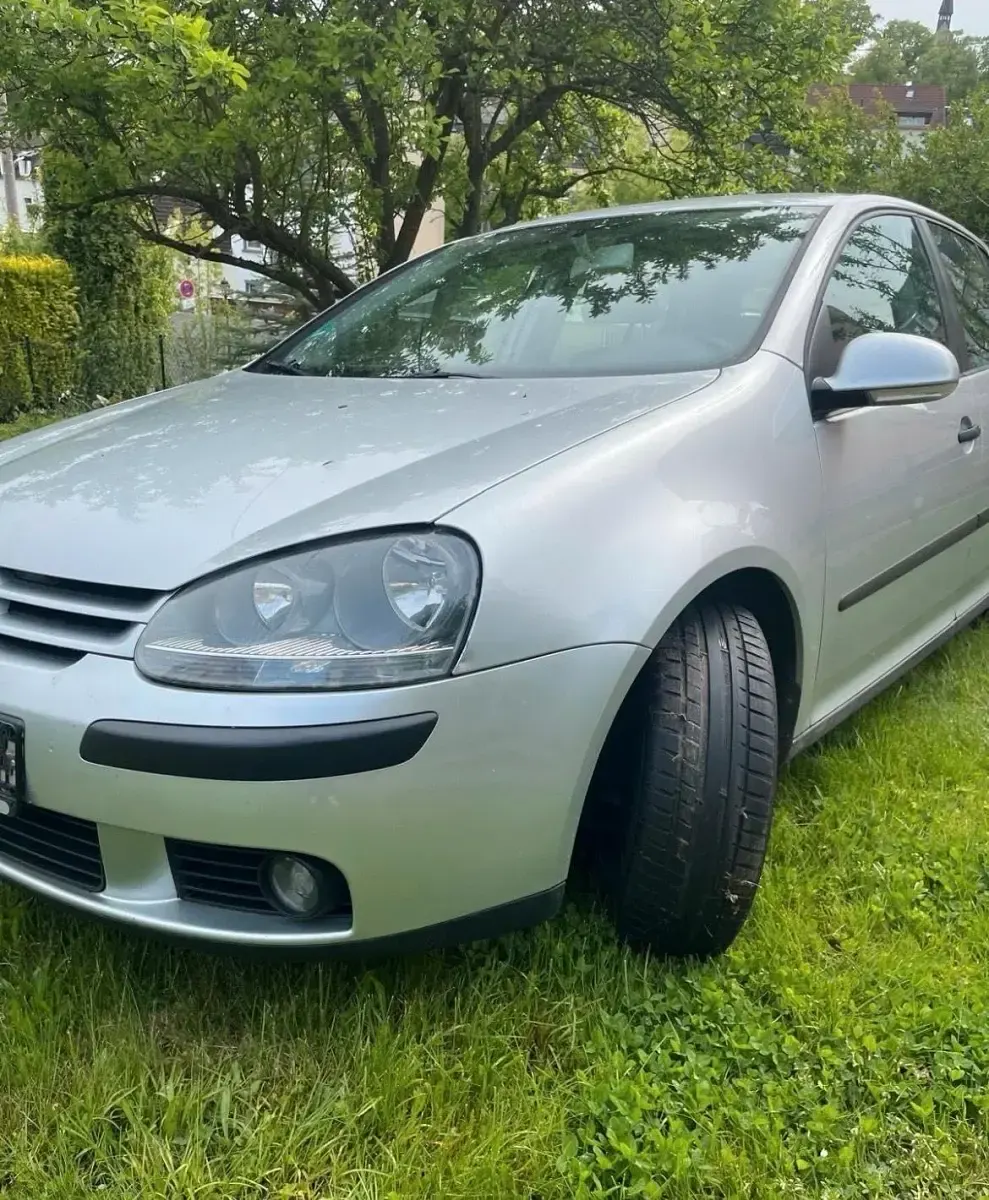 Gebraucht VW Golf V 2007 Silber Kleinwagen