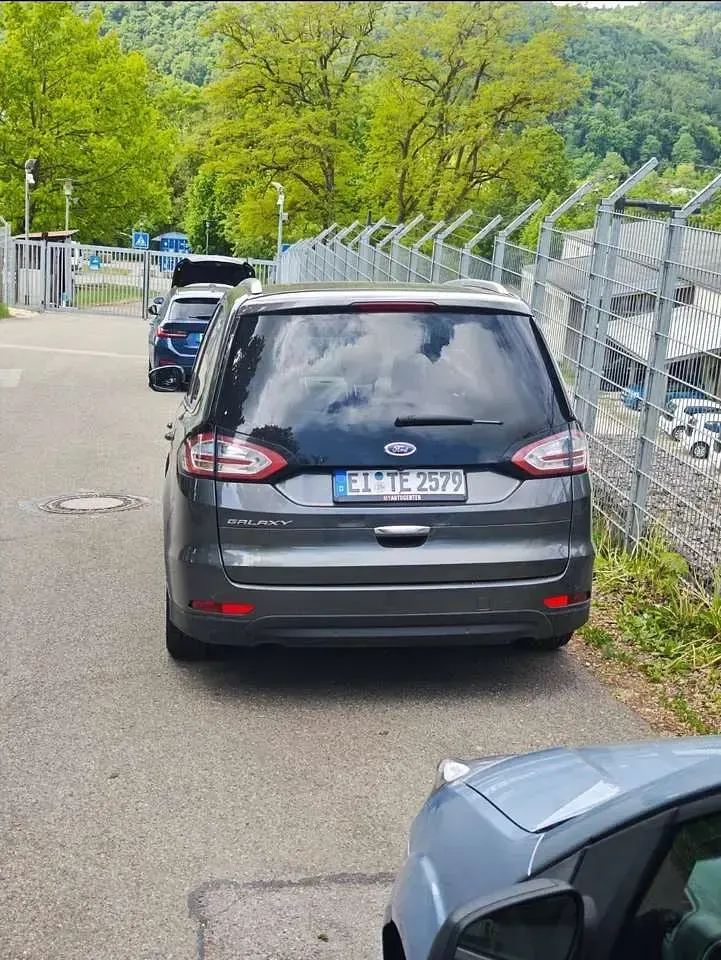 Gebraucht Ford Galaxy Titanium 179 PS (131 kW) 2017 Van / Kleinbus