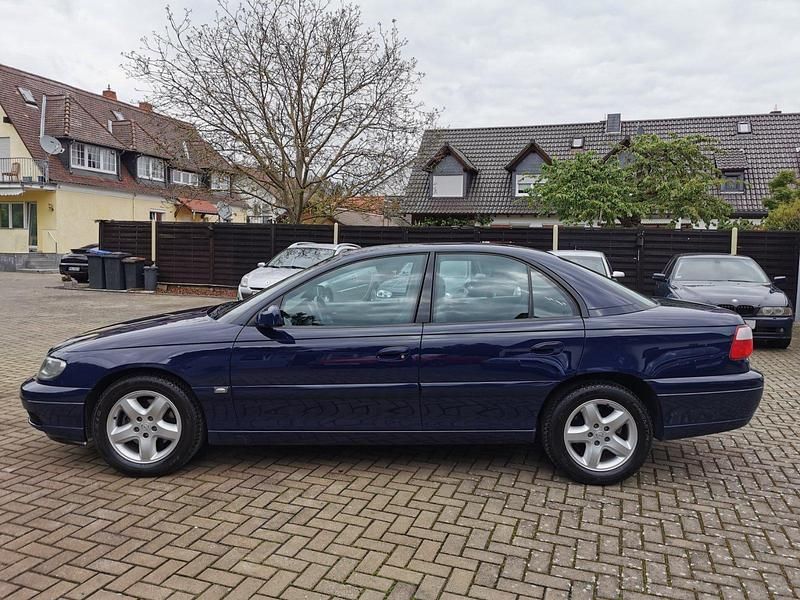 Gebraucht Opel Omega Edition 144 PS (105 kW) 2003 Spezial blau Limousine
