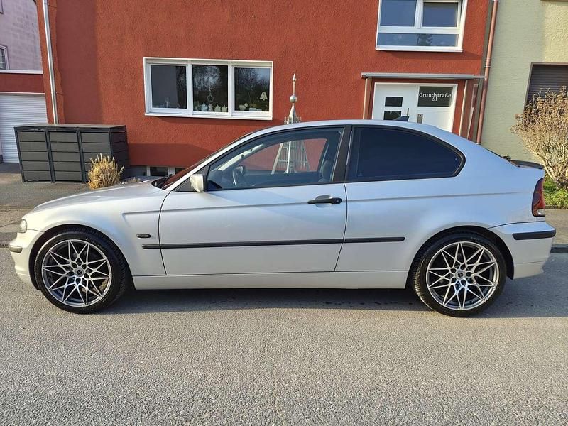 Gebraucht BMW 316 116 PS (85 kW) 2002 Limousine