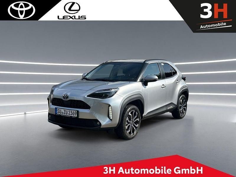 Silber Gebraucht 2025 Toyota Yaris Cross SUV | 27.990 € (Guter Preis) - Bild 1/4