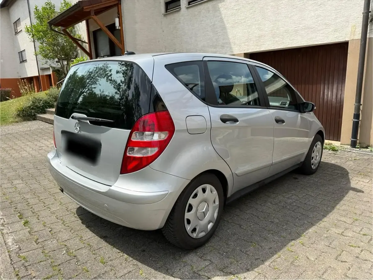 Gebraucht Mercedes A160 82 PS (60 kW) 2006 Silber Kleinwagen
