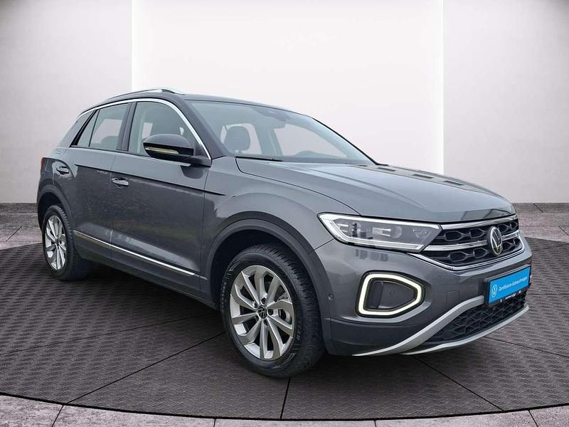 Gebraucht VW T-Roc Style 150 PS (110 kW) 2024 Indiumgrau metallic SUV