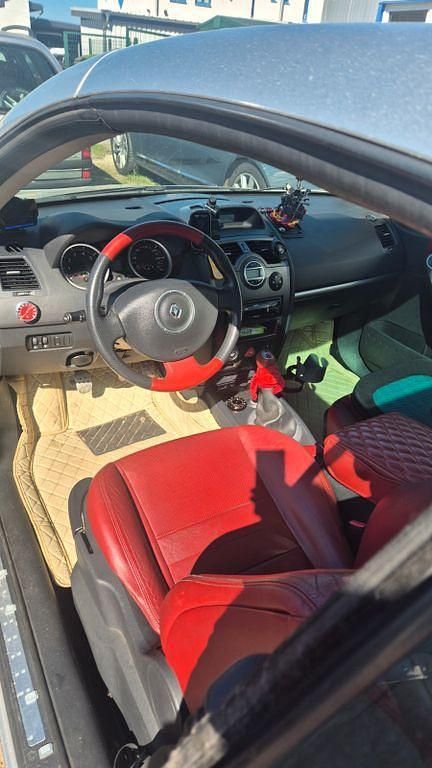 Gebraucht Renault Mégane II Dynamique 135 PS (99 kW) 2006 Silber