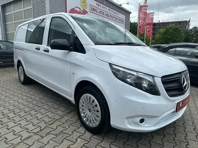 Gebraucht Mercedes Vito 190 PS (139 kW) 2021 Weiß Van