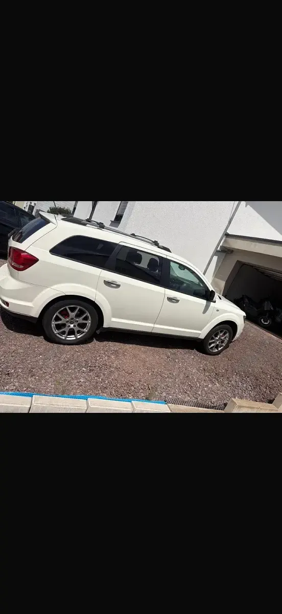 Gebraucht Fiat Freemont 170 PS (125 kW) 2013 Weiß SUV