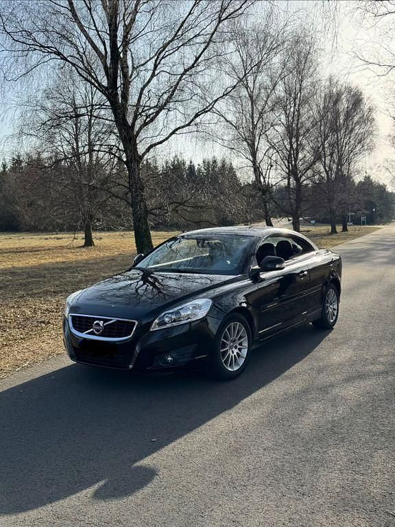 Gebraucht Volvo C70 Summum 177 PS (130 kW) 2010 Schwarz Cabrio